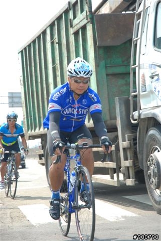 400K照片上午11:00~13:00香山～下午15:00左右～竹圍漁港