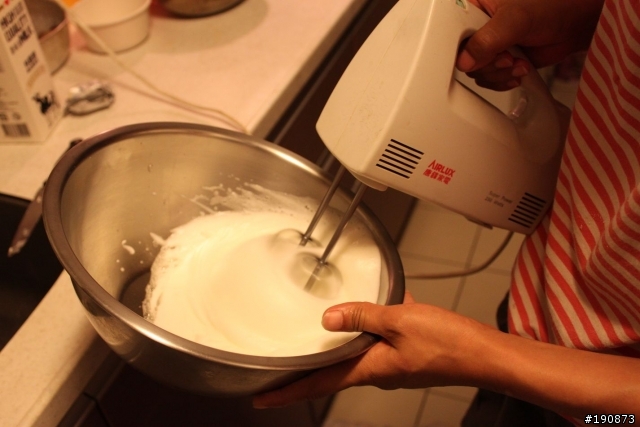 （菜鳥廚房）製作原味起士蛋糕