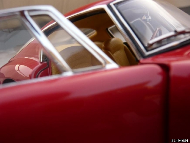 模型車收藏分享[015-CMC, 1/18, Ferrari 250 GT Berlinetta passo corto , 1961]