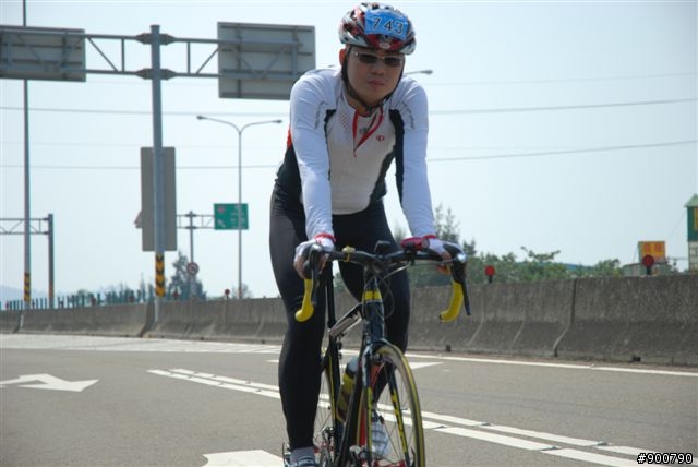 400K照片上午11:00~13:00香山～下午15:00左右～竹圍漁港