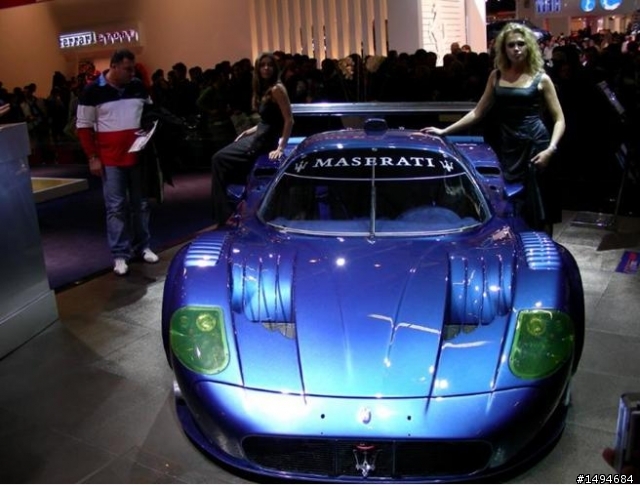 模型車收藏分享[005-BBR-P1802, 1/18, Maserati MC12 Geneve Motor Show 2004]