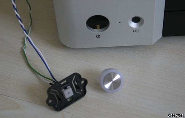 [開箱分享] Luxa2 LM300 Touch Pro HTPC機殼