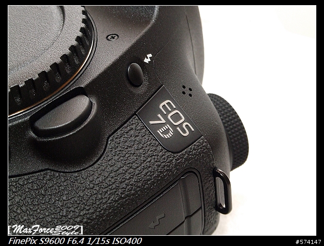 [開箱]開不膩之Canon 7D+55-250 IS開箱文
