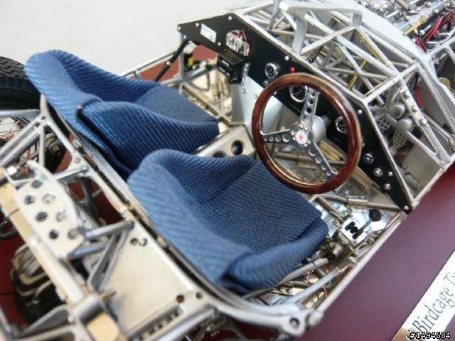 模型車收藏分享[001-CMC, 1/18, Maserati Tipo 61 Birdcage, 1961]