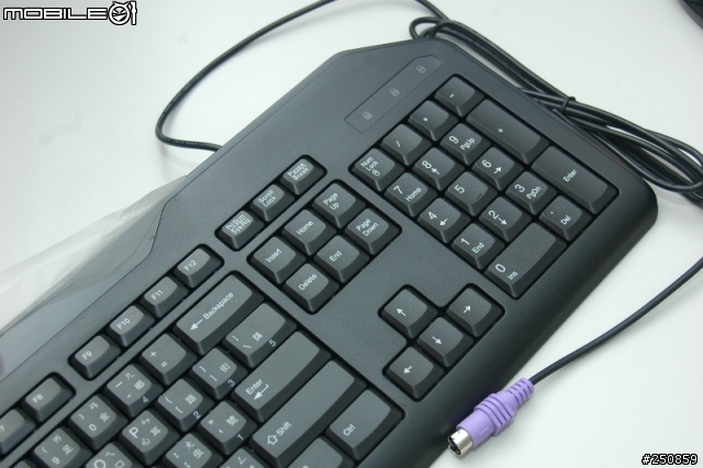 【開箱】平價的文書機 acer Aspire M3202 搭配 acer P221W(預載Windows7)