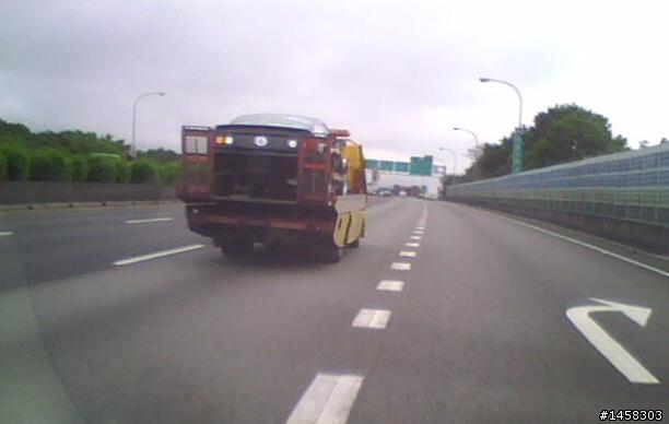 請教一下這台車??