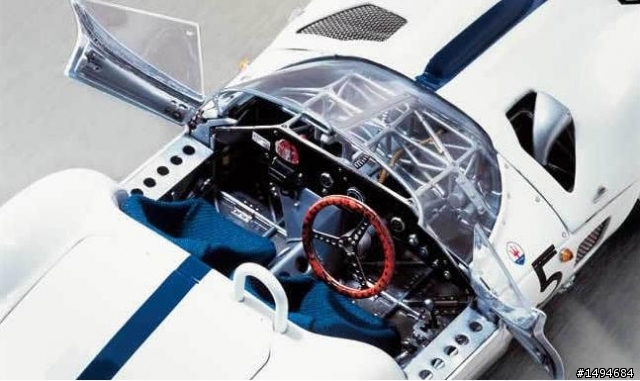 模型車收藏分享[001-CMC, 1/18, Maserati Tipo 61 Birdcage, 1961]
