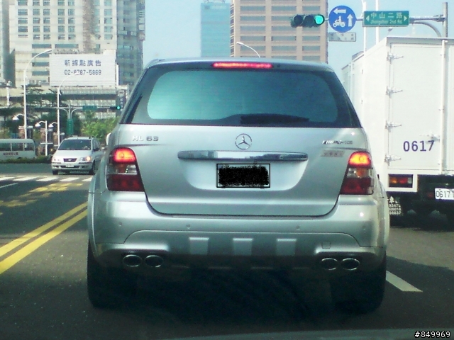 高雄街頭出現的ML63