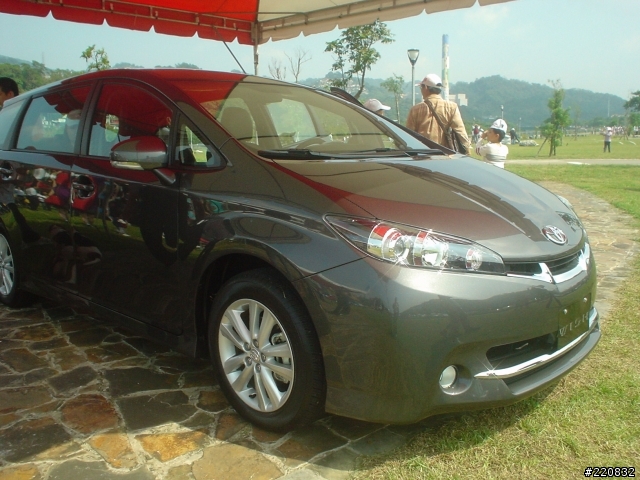 toyota萬人萬步走all new wish(有圖)