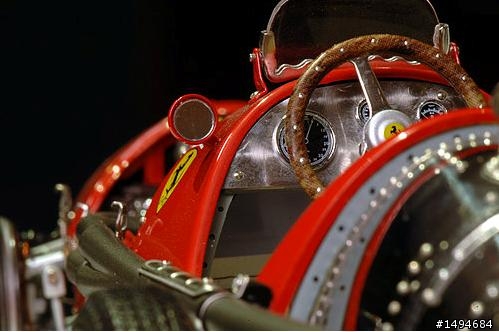 模型車收藏分享[007-CMC-M056, 1/18, Ferrari 500 F2, 1952/53]