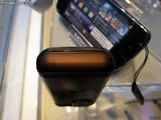 [分享] 旗艦機種再進化：Nokia N97 mini