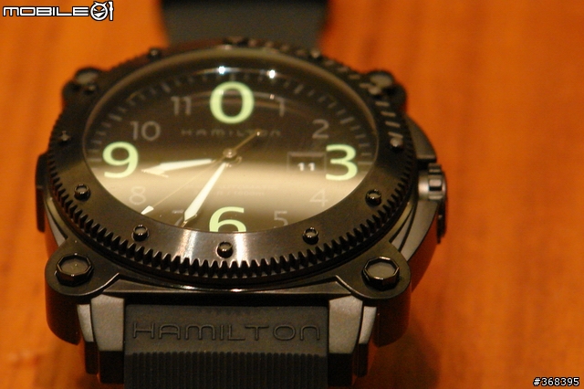 Hamilton Kahki BelowZero 1000M PVD特別版