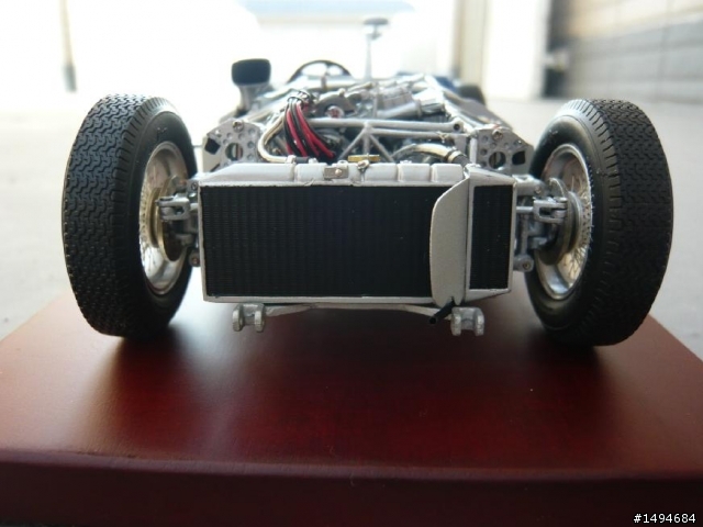 模型車收藏分享[001-CMC, 1/18, Maserati Tipo 61 Birdcage, 1961]