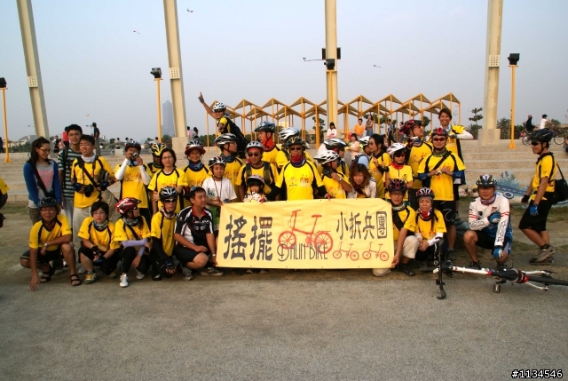 [分享-小柳篇]98.10.25 ~ 小折兵團滿週歲約騎之高雄遊