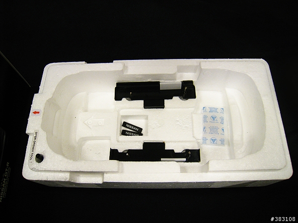 Kyosho 1:18 Nissan GT-R 開箱