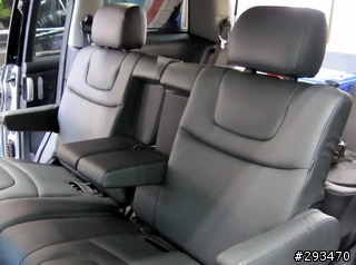 Luxgen 7 MPV 精緻型 第二排3人座椅照片