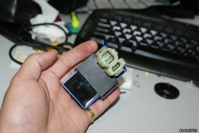 [分享]SYM Citycom 上 HID伸縮燈管!!!!(10/25有新增照片)