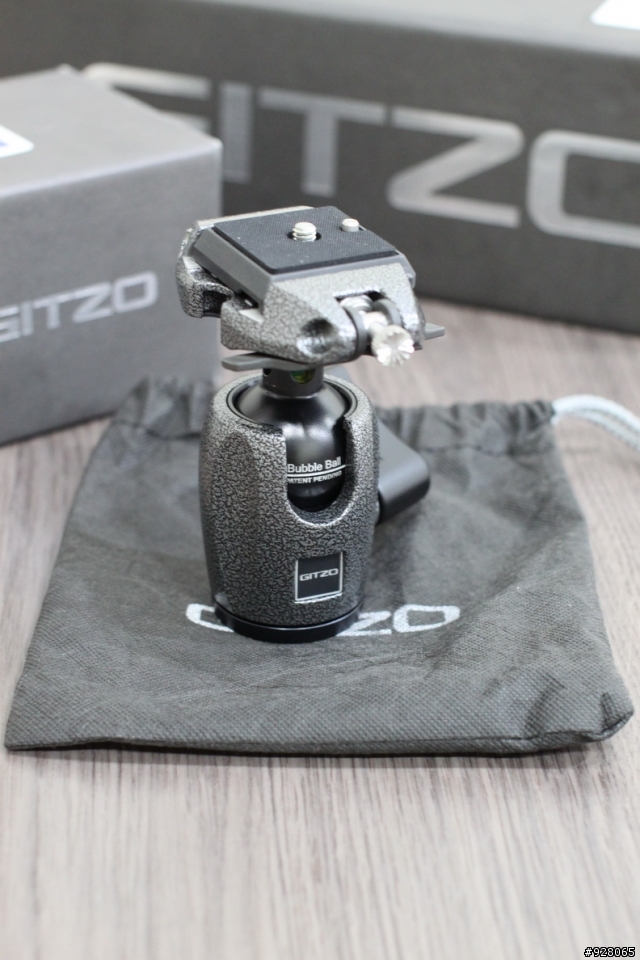 Gitzo GH2781TQR 反折腳架用中心球自由雲台~開盒！2010/7/23 追加刊載 Gitzo GC1100 腳架袋
