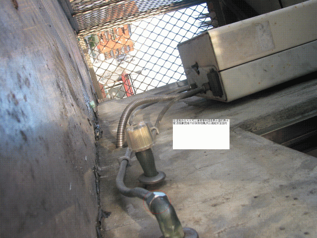 熱水器的熱水管螺絲老化,換新的仍會漏水問題.請網友幫忙