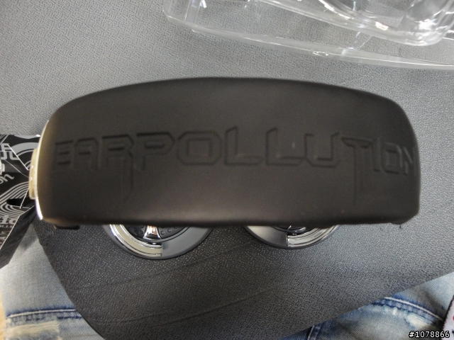 [開箱]iFrogz EarPollution DJ Style耳機開箱文