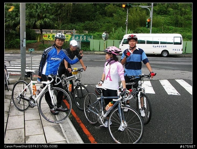 跟著我的車尾燈之秀秀約騎--初探風櫃嘴--