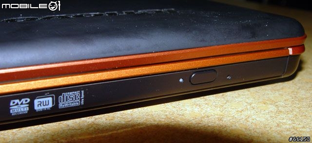 最輕薄的大筆電：Lenovo Y650開箱 & 使用心得小分享！