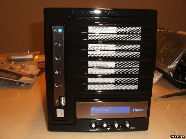 [開箱] Thecus N4100PRO NAS