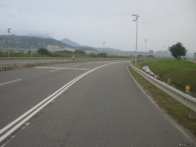 騎著新換的車架環島去....美利達CT03車架斷裂續集