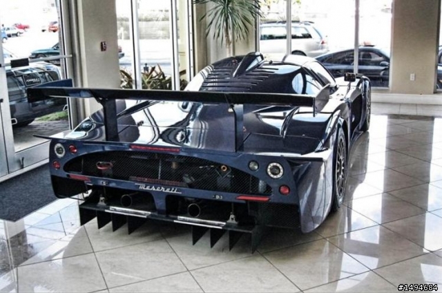模型車收藏分享[005-BBR-P1802, 1/18, Maserati MC12 Geneve Motor Show 2004]