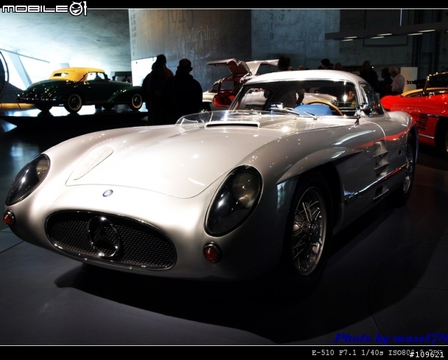 璀璨耀眼的恆星:Mercedes-Benz博物館參訪