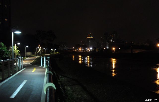 桃園市三民運動公園自行車道