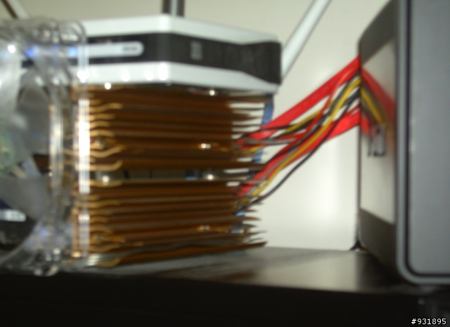 [分享]改裝家用NAS DLINK DNS-323 有效降低溫度