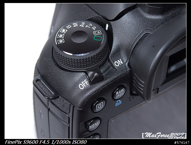 [開箱]開不膩之Canon 7D+55-250 IS開箱文