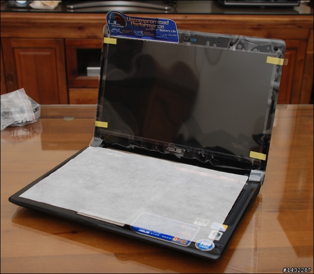 [私開箱] 華碩 ASUS UL80VT @ 我家客廳...不專業測試Turbo33小超頻功能！