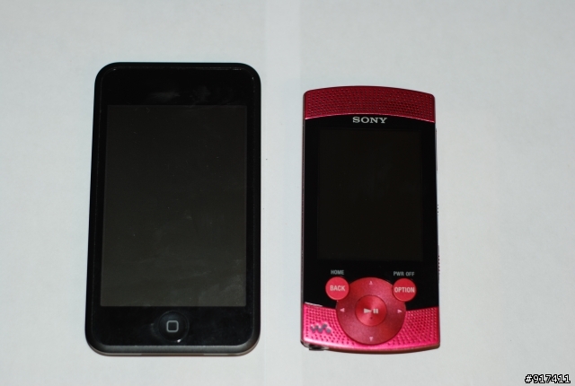 [開箱]新walkman SONY NWZ-S544 （豔紅）