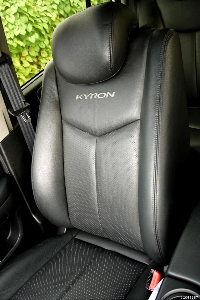 [分享]雙龍 Kyron M2OO 開箱！(拖式攜車架分享！！)