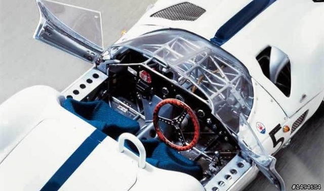 模型車收藏分享[001-CMC, 1/18, Maserati Tipo 61 Birdcage, 1961]