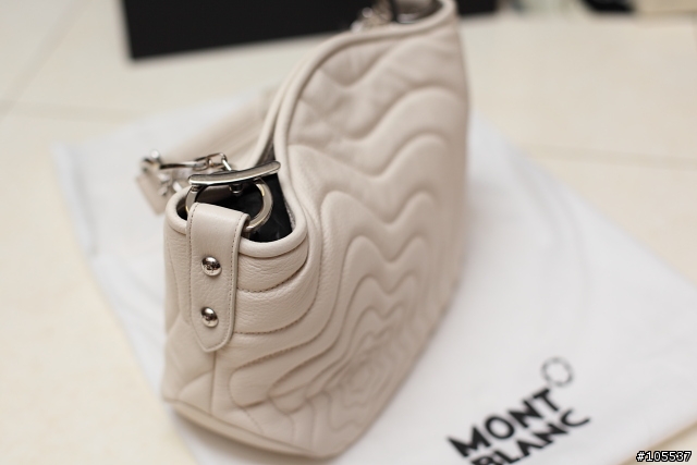 MONTBLANC小提包開箱