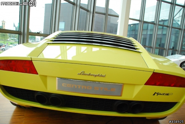 [分享]博物館巡禮之馬面與牛頭~~~Lamborghini Museum(圖多)