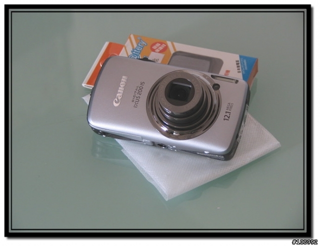 Canon IXUS 200 IS (銀色) 簡易開箱文