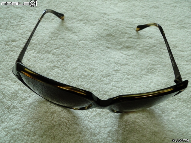 [開箱]吃熱狗也會出事?! OLIVER PEOPLES GUISELLE 2009 RESORT/SPRING