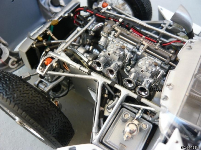 模型車收藏分享[001-CMC, 1/18, Maserati Tipo 61 Birdcage, 1961]