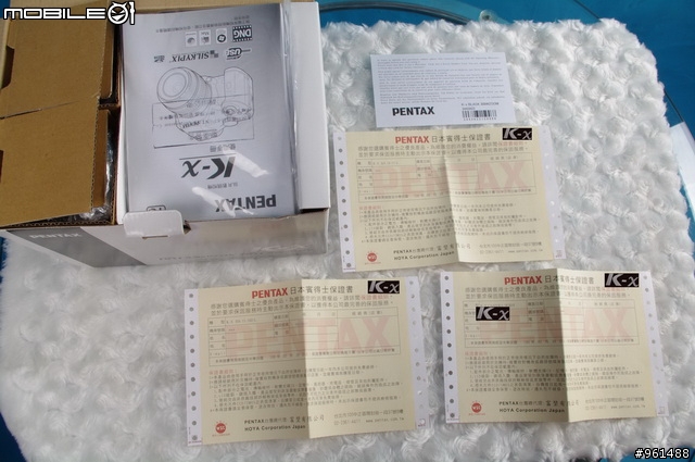 [開箱]繽紛小巧型單眼相機 K-X 登場囉 『補張鮮豔照』