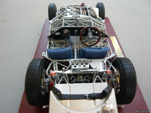 模型車收藏分享[001-CMC, 1/18, Maserati Tipo 61 Birdcage, 1961]