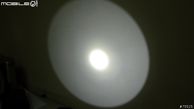 18650 CREE R2-Plus LED手電筒開箱