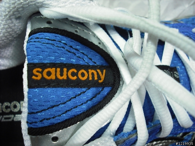 [分享]Saucony ProGrid Ride 慢跑鞋開箱文