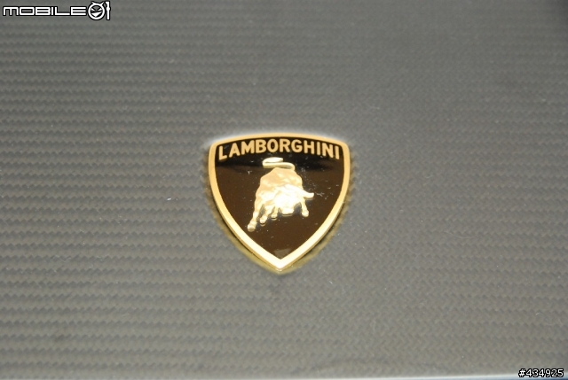[分享]博物館巡禮之馬面與牛頭~~~Lamborghini Museum(圖多)