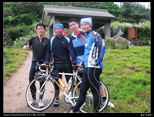 跟著我的車尾燈之秀秀約騎--初探風櫃嘴--
