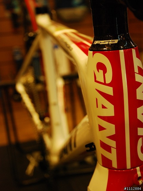 樺哥的2010 Gaint TCR Advanced 3 白紅S號開箱文(千等萬等還是等到了拉)