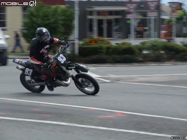 星期天去看封路街道賽『仿賽、滑胎』87P  已新增影片